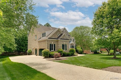 Side-Entry 3 Car Garage