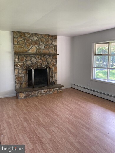 115 Poplar Tree Rd, Kennett Square, PA 19348 - photo 2