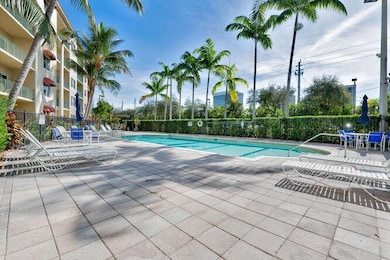 1640 Presidential Way unit 501, West Palm Beach, FL 33401 - photo 3