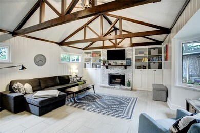 1909 Chippendale Rd, Houston, TX 77018 - photo 4