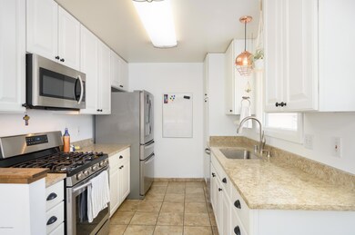 New Quartz Countertops