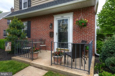 733 Braxton Rd, Ridley Park, PA 19078 - photo 3