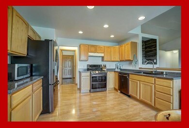 300 4th St, Brooklyn, WI 53521 - photo 7