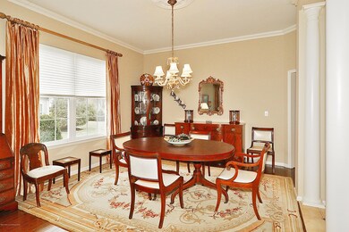 005_Dining