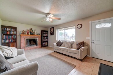 119 N Flint Cir-7