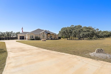 217 Oak Hill Dr, Liberty Hill, TX 78642 - photo 2