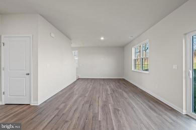 5220 Manor Park Dr, Upper Marlboro, MD 20772 - photo 5