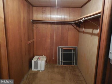 300 S Main St unit 1, Spring City, PA 19475 - photo 6