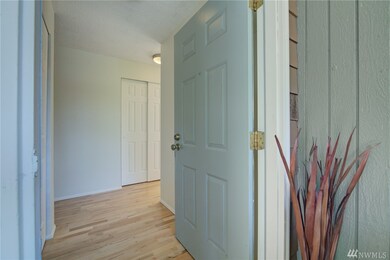 11201 3rd Ave SE unit 5B, Everett, WA 98208 - photo 3