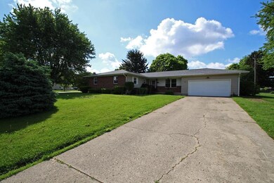 135 Marshall Rd, Circleville, OH 43113 - photo 2