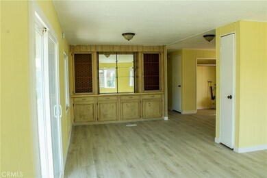 3300 15th St W unit 254, Rosamond, CA 93560 - photo 4