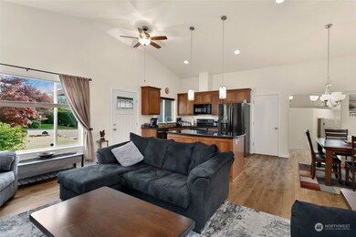 10810 17th Place W, Everett, WA 98204 - photo 6