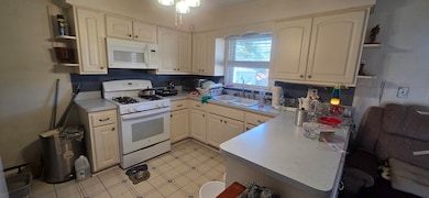 523 8th St, Chicago Heights, IL 60411 - photo 5