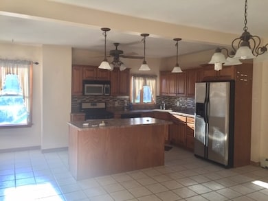 14 Hodges Ave unit 1, Taunton, MA 02780 - photo 2