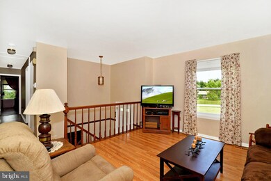 11014 Horseshoe Dr, Frederick, MD 21701 - photo 7