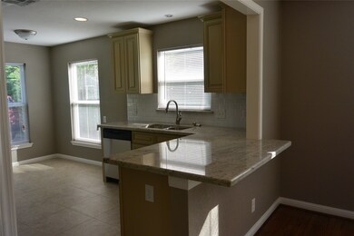 4930 Ventura Ln, Houston, TX 77021 - photo 3