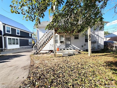 326 N Alice Ave, Rochester, MI 48307 - photo 2