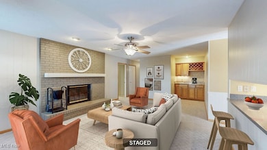 8305 Pebble Creek Ct, Chagrin Falls, OH 44023 - photo 6