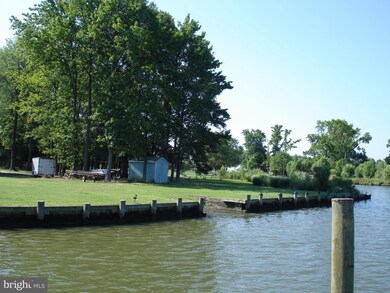 3720 Chestnut Rd, Middle River, MD 21220 - photo 4