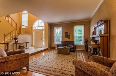 13614 Bare Island Dr, Chantilly, VA 20151 - photo 3