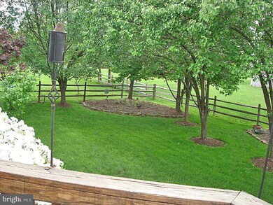 15426 Martins Hundred Dr, Centreville, VA 20120 - photo 4