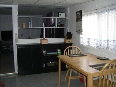 Dining Room Dining Room Side A