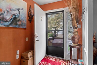 11404 Laurelwalk Dr, Laurel, MD 20708 - photo 4