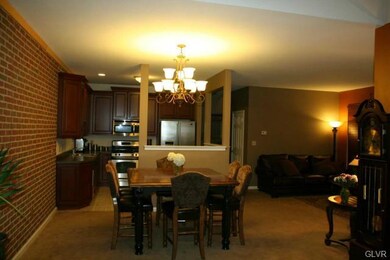 5243 Spring Ridge Dr E, Macungie, PA 18062 - photo 3