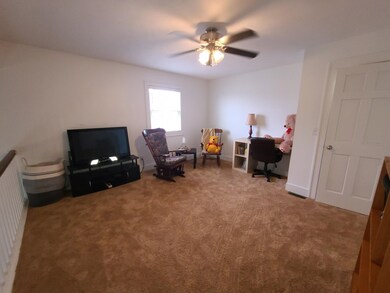 1401 Willow Branch Rd, Jacksonville, IL 62650 - photo 3