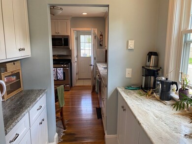 337 Summer St unit 1, Arlington, MA 02474 - photo 7