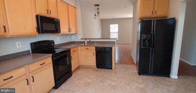 2501 Revere Ct unit 32E, Crofton, MD 21114 - photo 4