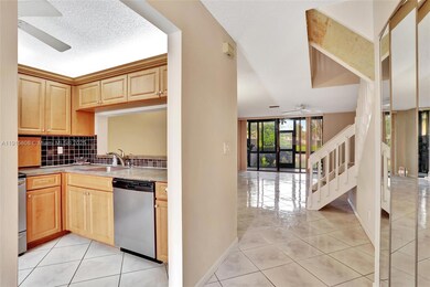 4615 Carambola Cir S unit 27232, Coconut Creek, FL 33066 - photo 4