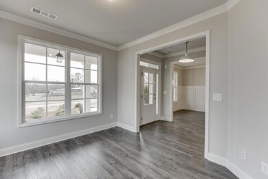 8935 Claude Martin Dr, Gainesville, GA 30506 - photo 7