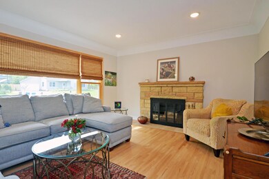 3636 Woodcroft Dr, Minnetonka, MN 55345 - photo 4