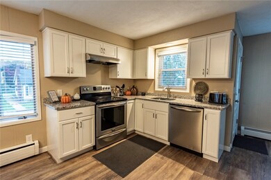 28 Hebert St, Coventry, RI 02816 - photo 5