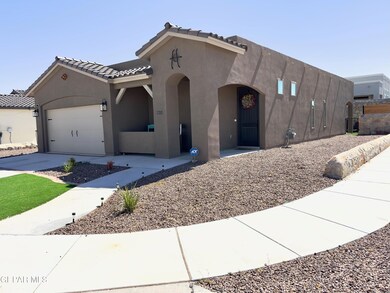 732 Oxfordshire St, El Paso, TX 79928 - photo 2