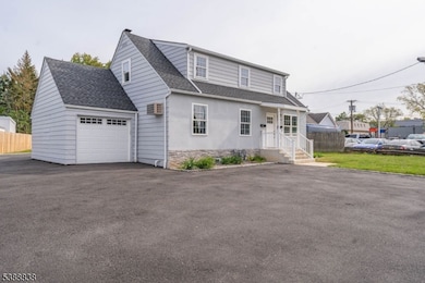 2429 Vauxhall Rd, Union, NJ 07083 - photo 4