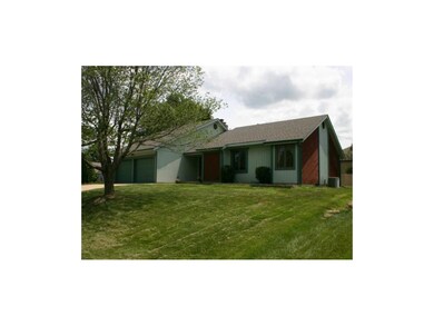 901 SW Georgetown Dr, Lees Summit, MO 64082 - photo 3