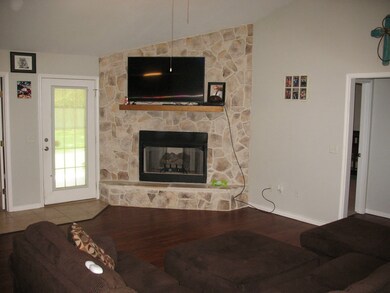 110 Joshua Ln, Lufkin, TX 75904 - photo 4