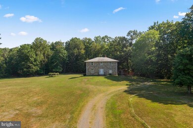 8929 Burwell Rd, Nokesville, VA 20181 - photo 3