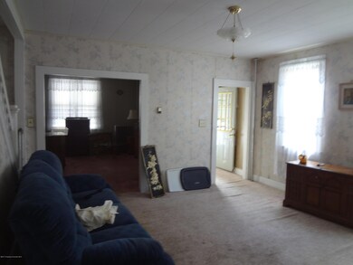 117 N Garfield Ave, Scranton, PA 18504 - photo 4