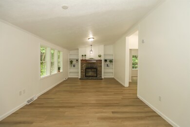 676 2nd Nh Turnpike, Claremont, NH 03743 - photo 7