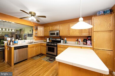 24 Village Ct, Audubon, NJ 08106 - photo 5