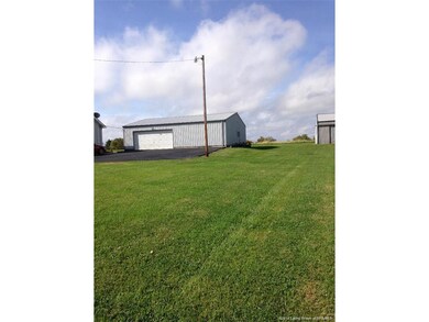 8345 Starlight Rd, Floyds Knobs, IN 47119 - photo 5