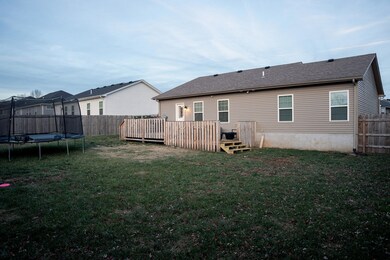 120 Hogan Dr, Frankfort, KY 40601 - photo 5