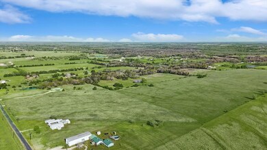 737 Sandusky Rd, Whitesboro, TX 76264 - photo 6