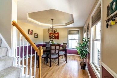 41 Macaulay Ln, Schenectady, NY 12309 - photo 2