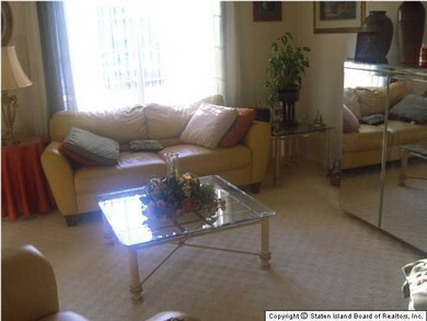 157 Gervil St unit 47, Staten Island, NY 10309 - photo 7