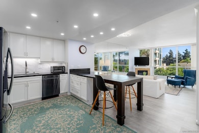 Horizons unit 303, San Diego, CA 92101 - photo 2