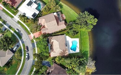 2210 SW 97th Ln, Davie, FL 33324 - photo 7